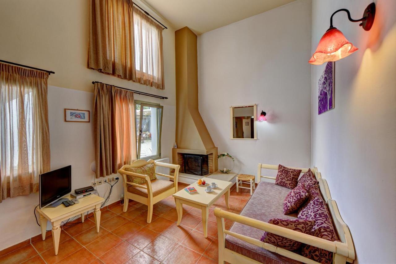 Mourtzanakis Residence - Traditional Eco Hotel In Akhládha 외부 사진
