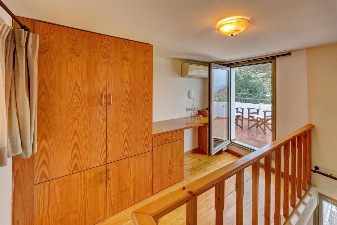 Mourtzanakis Residence - Traditional Eco Hotel In Akhládha 외부 사진