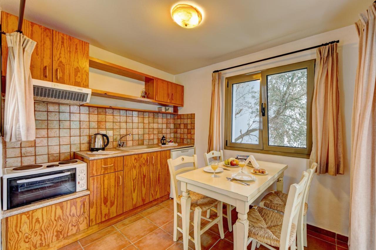 Mourtzanakis Residence - Traditional Eco Hotel In Akhládha 외부 사진