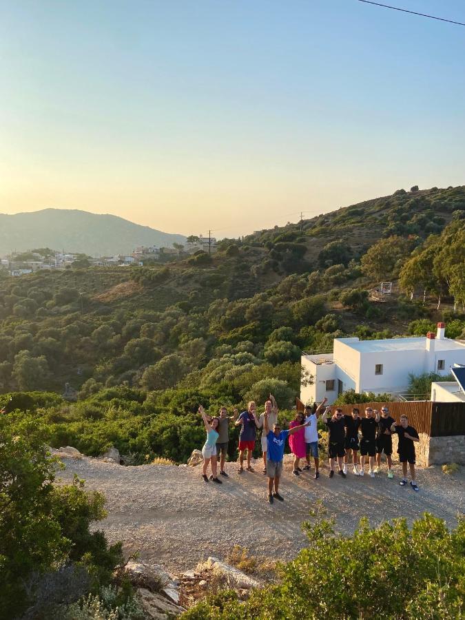 Mourtzanakis Residence - Traditional Eco Hotel In Akhládha 외부 사진