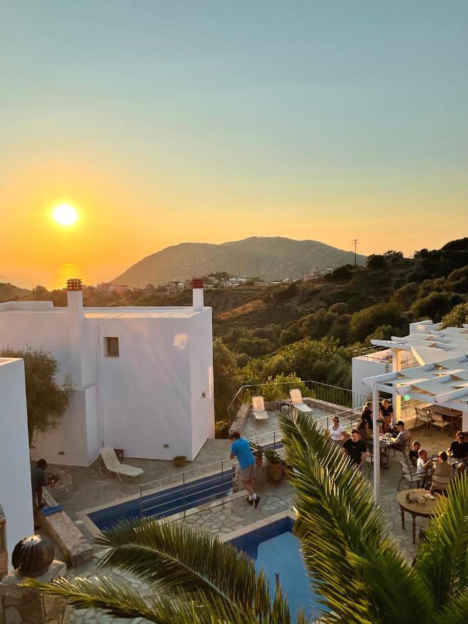 Mourtzanakis Residence - Traditional Eco Hotel In Akhládha 외부 사진
